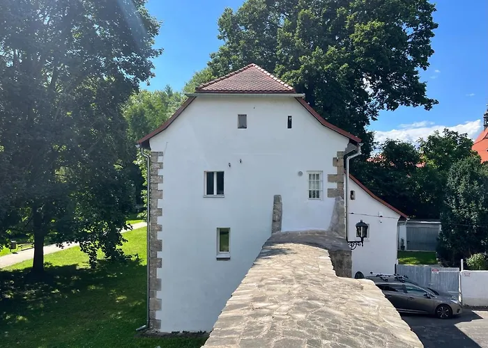 Dom W Murach Вилла Львувек-Слёнски